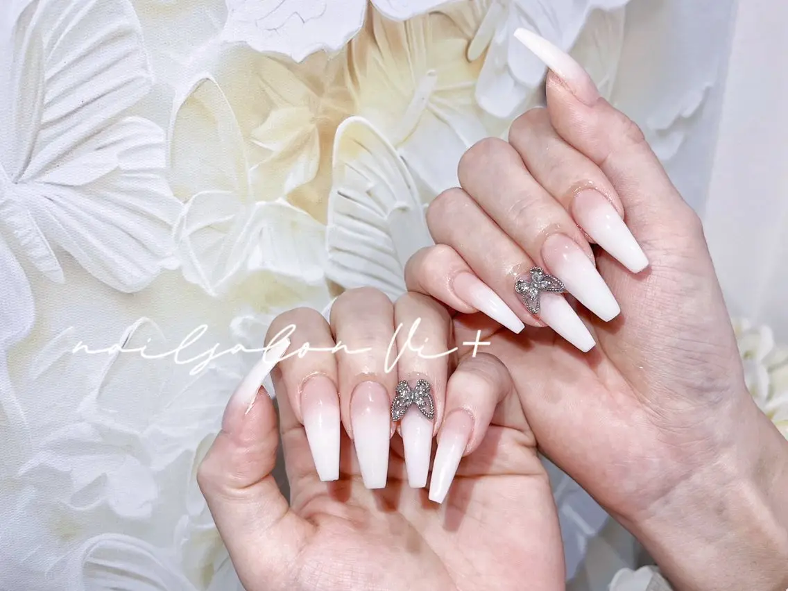 ネイル ハンドネイル ✨Nailsalon Vi+✨のネイルデザイン