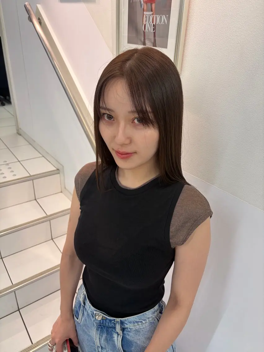 カラー 岸本 謙生のヘアスタイル