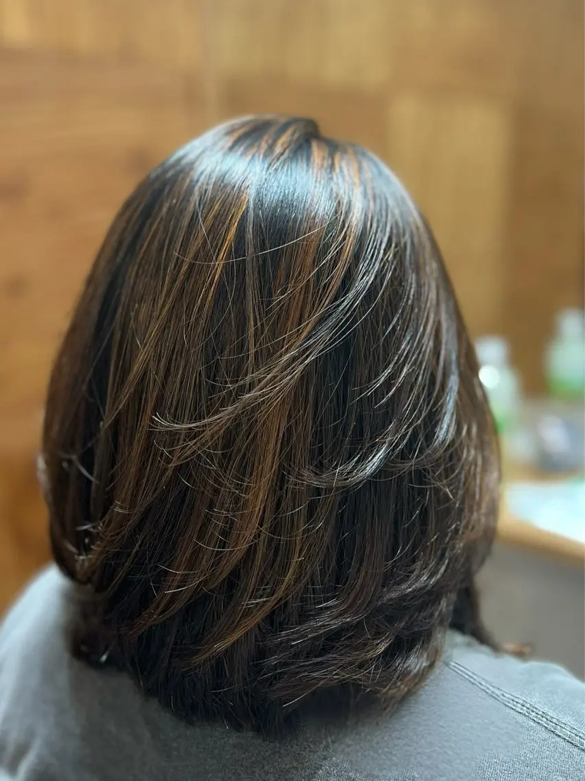 ミディアム カラー パーマ ハイライトカラー ハイライト 縮毛矯正 カット ヘアカラー 縮毛矯正 トリートメント 小野 ふみこのヘアスタイル