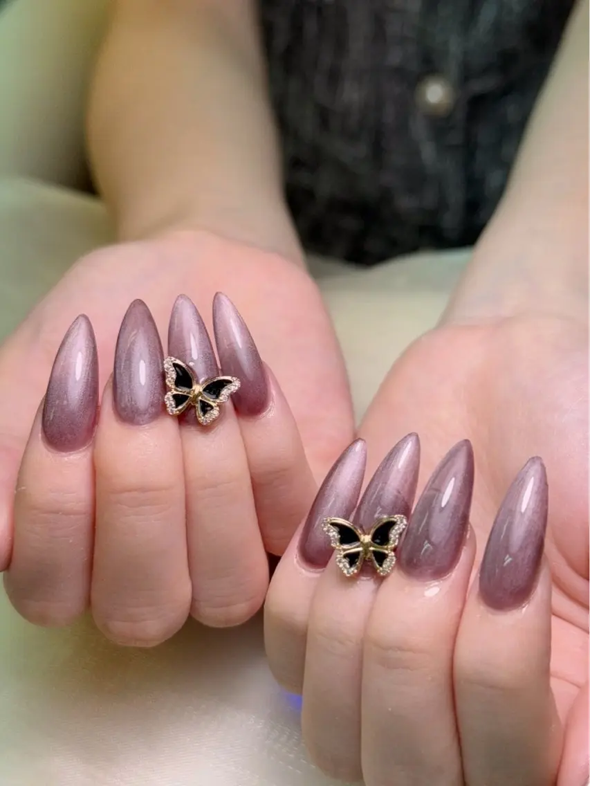 【ハンド】💕マグネットネイルorフラッシュ2色ok💕¥9980の写真