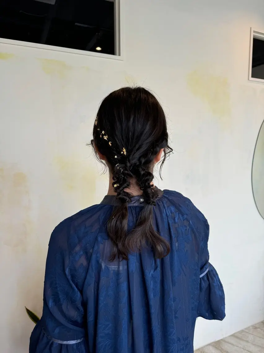 セミロング 🍋透け感カラー🍃 オリーブ🍐Kahoのヘアスタイル