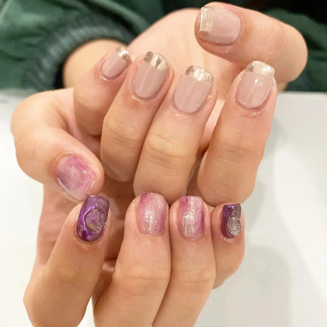 ネイル 板垣 綾乃のネイルデザイン