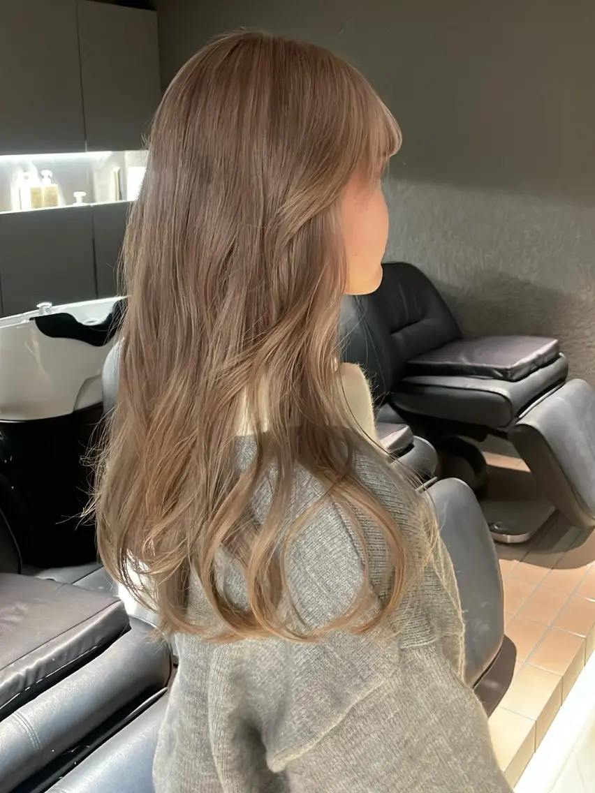 ロング カラー ベージュカラー ブリーチ ブラウンカラー ミルクティーベージュ 名古屋栄♡PELE/ ブリーチ/ハイトーンのヘアスタイル