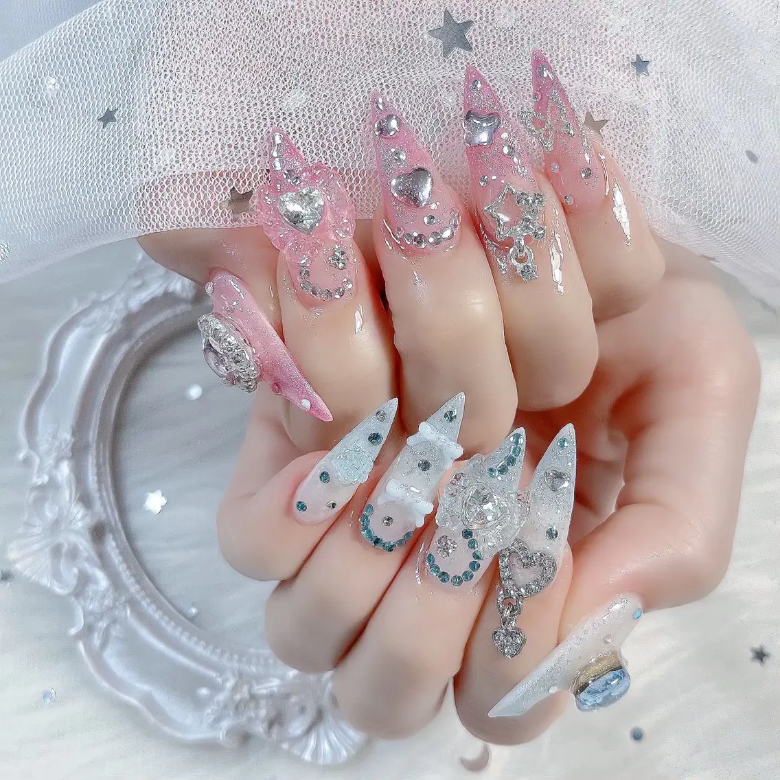 ネイル HIN NAILのネイルデザイン