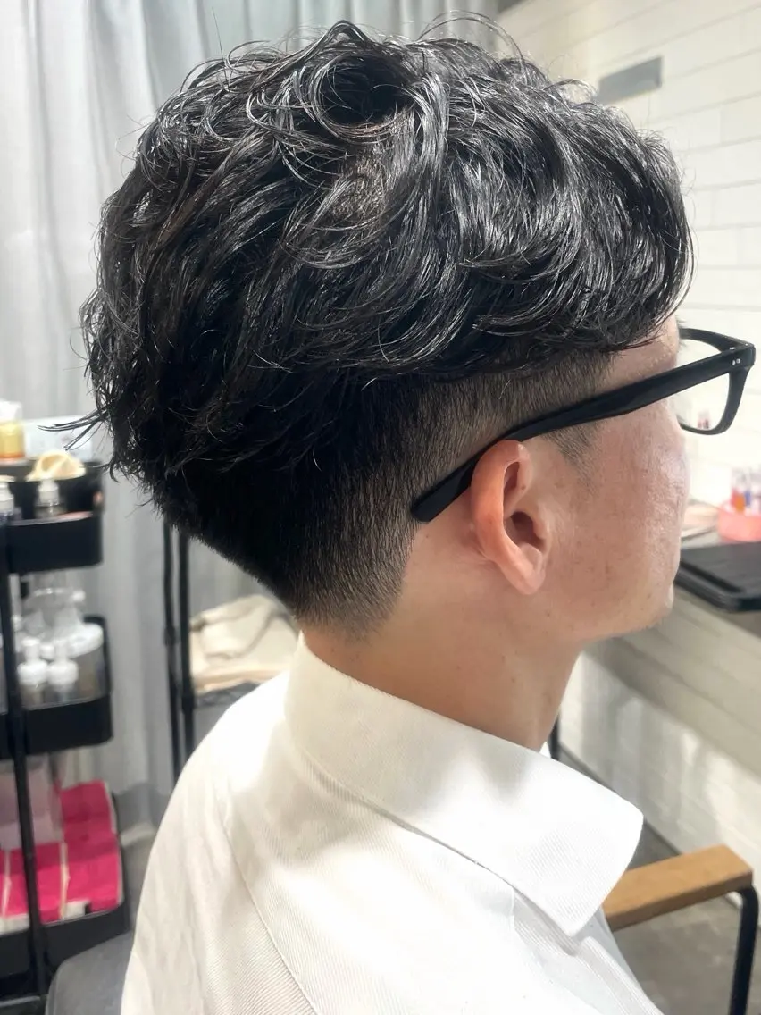 メンズ ビジネス マッシュ メンズパーマ ツーブロック 刈り上げ Li'a【リア】 ANNAのヘアスタイル