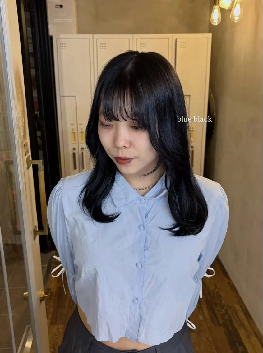 カラー 透明感カラー Embellir🍨 サアヤのヘアスタイル
