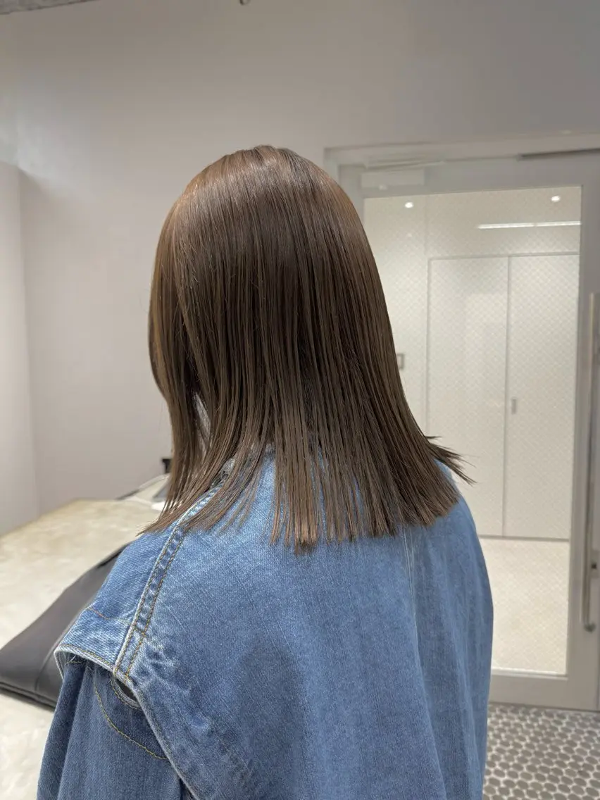 セミロング カット ヘアカラー トリートメント 透明感カラー✴︎ SAYAKAのヘアスタイル