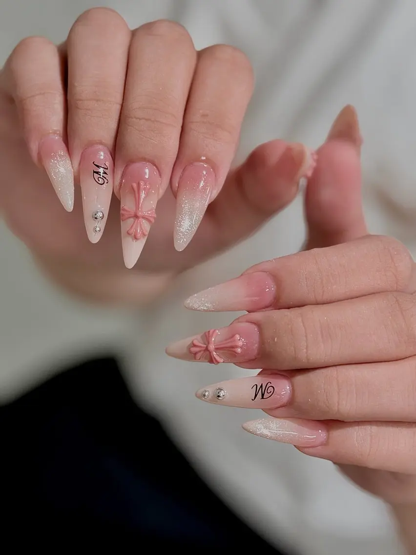 ネイル チークネイル ドット フットネイル フレンチネイル グラデーション ハンドネイル Miu 川越東口ネイルサロンのネイルデザイン