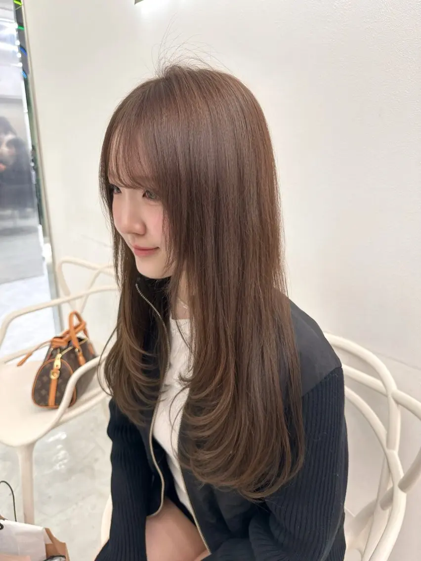 ロング カラー ヘアカラー ヘアセット 上品モテヘア🩶 karen🩶のヘアスタイル