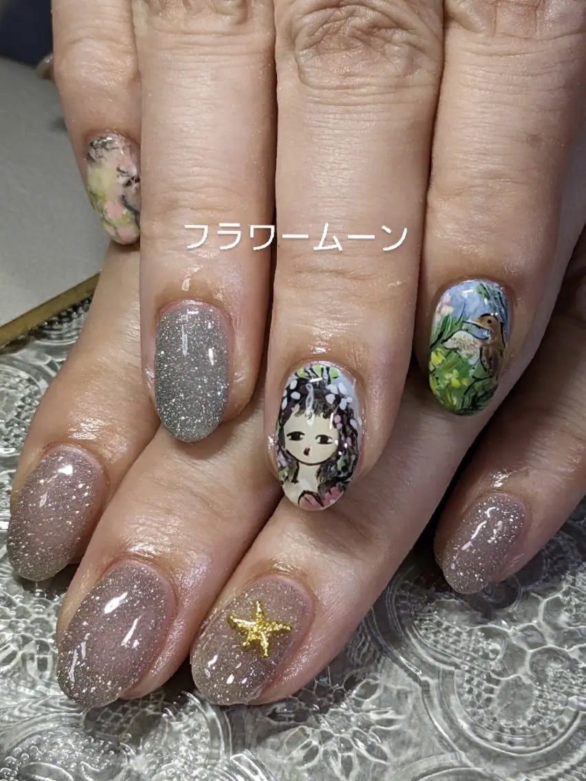 ネイル フラッシュネイル フラワー ムーンのネイルデザイン