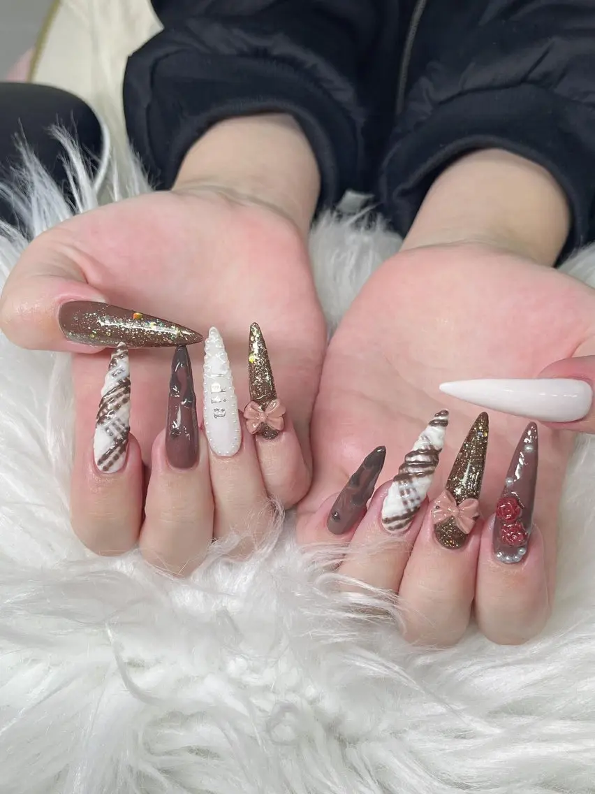 ネイル ハンドネイル Lee Nailsのネイルデザイン