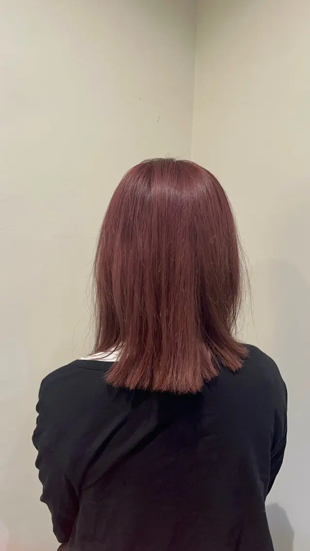 ミディアム ヘアカラー 武原 虹音のヘアスタイル