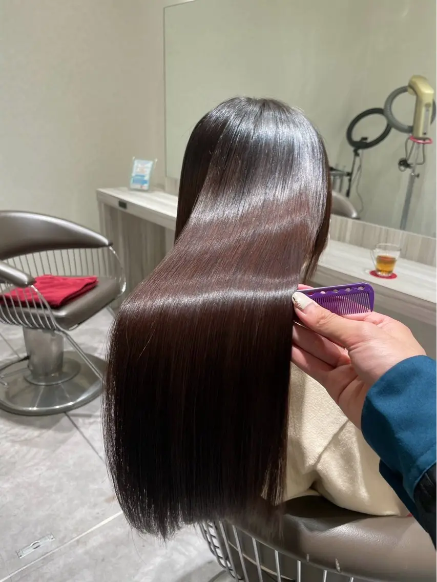 【メンズ レディース ご新規様限定】カット+縮毛矯正の写真