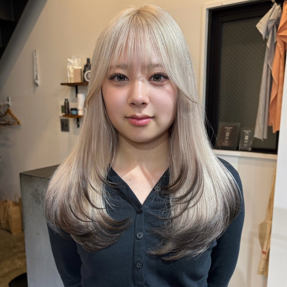 ロング レイヤーカット カット ヘアカラー ハイトーン指名No. 1/レイヤー/みさきのヘアスタイル