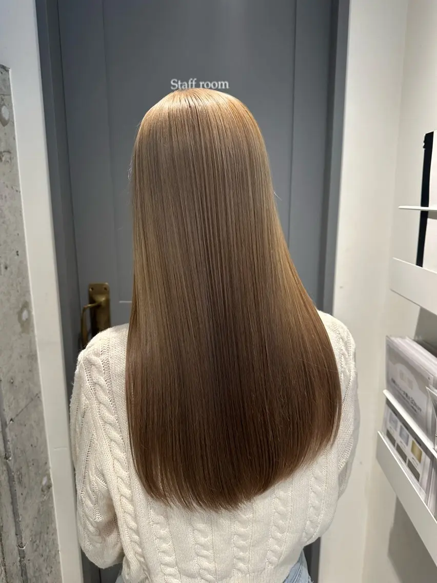 ロング 🎀LUNA🎀 レイヤーカット/艶髪のヘアスタイル