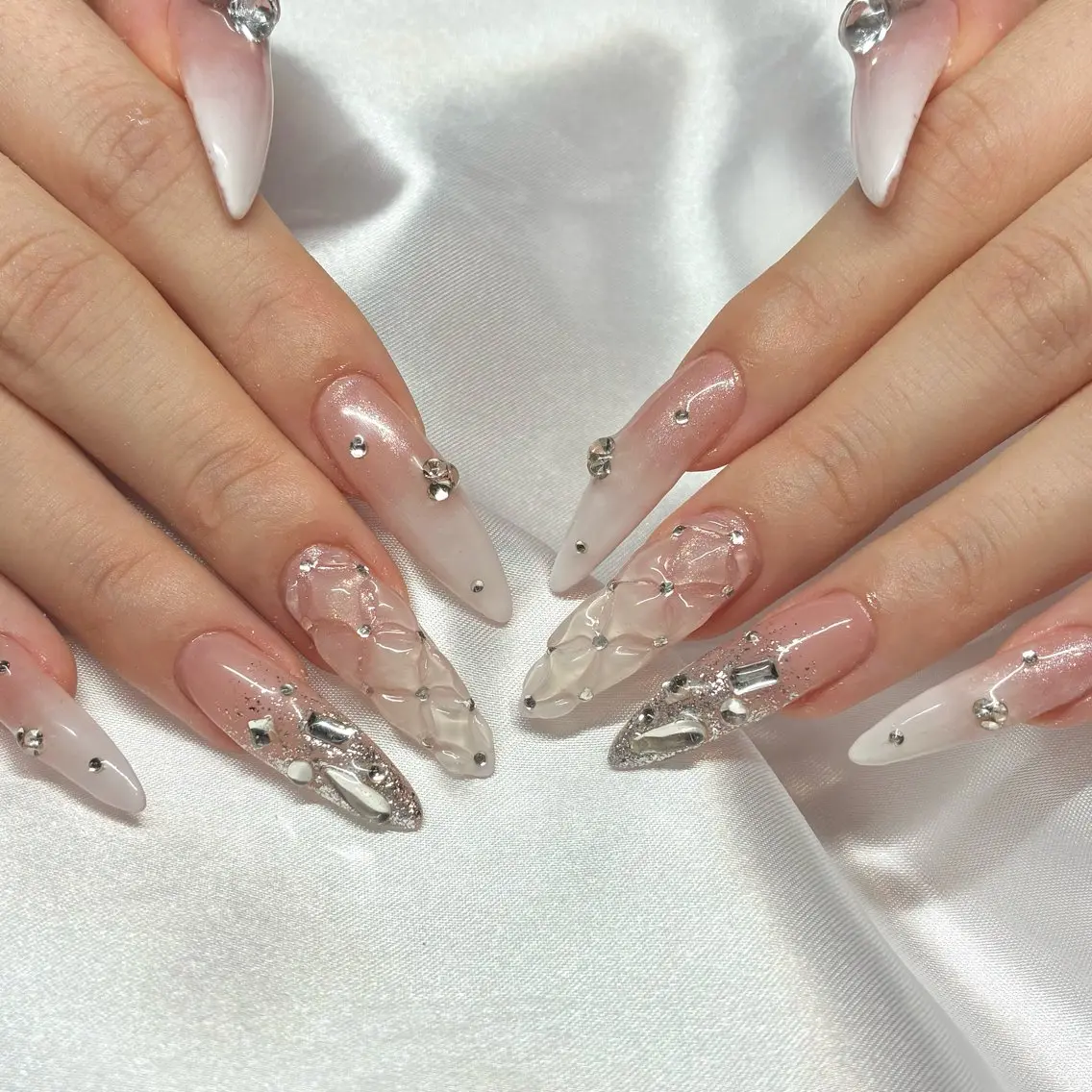 ネイル アートネイル ハンドネイル Nail ヌシん家 AKANEのネイルデザイン