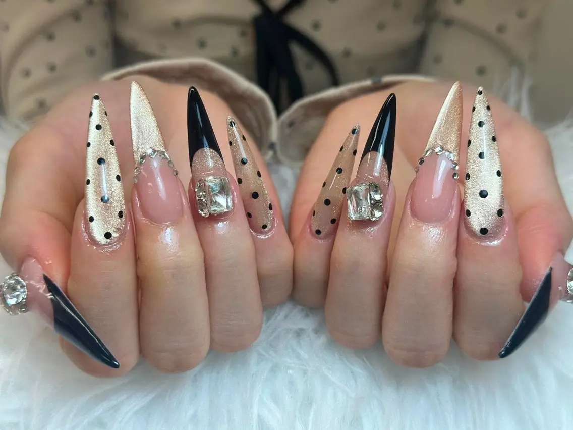 ネイル アートネイル 成人式 ジェルネイル ニュアンスネイル 夏ネイル ハンドネイル Jenn Nail Salonのネイルデザイン