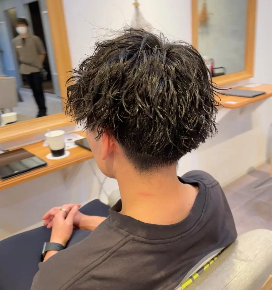 パーマ メンズ メンズパーマ メンズツイストパーマ ツイストパーマ siie ヤギのヘアスタイル