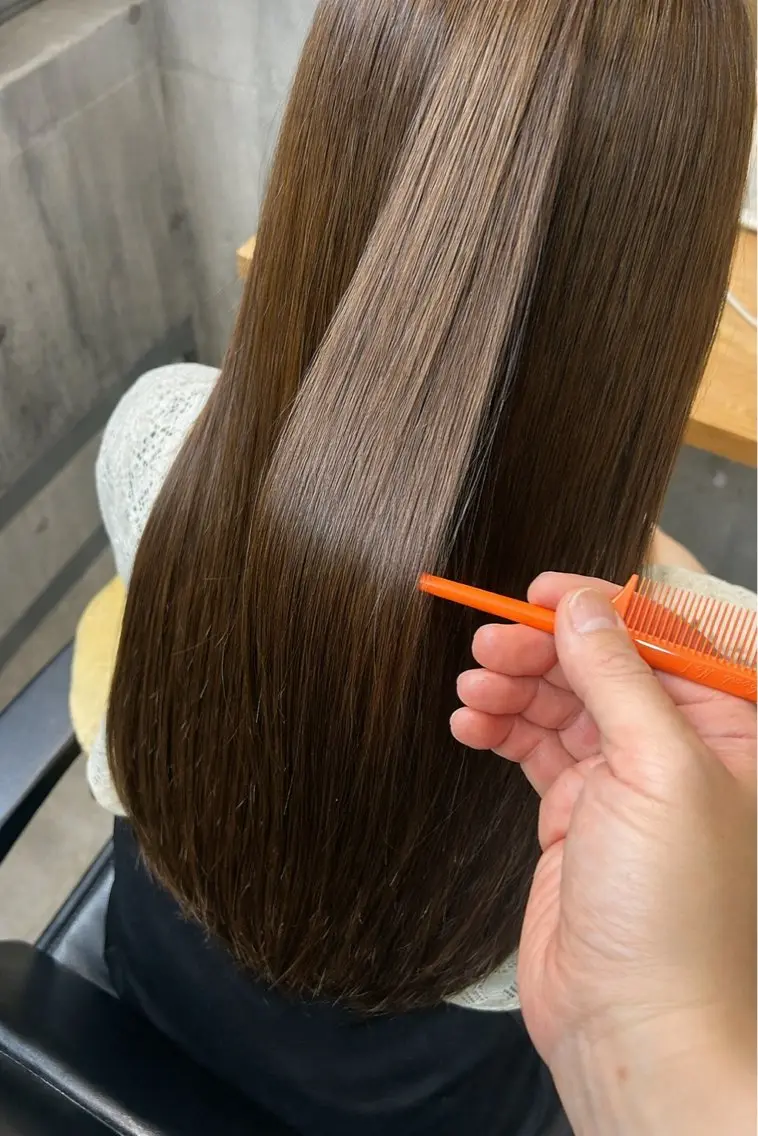 セミロング newi WASHIOのヘアスタイル