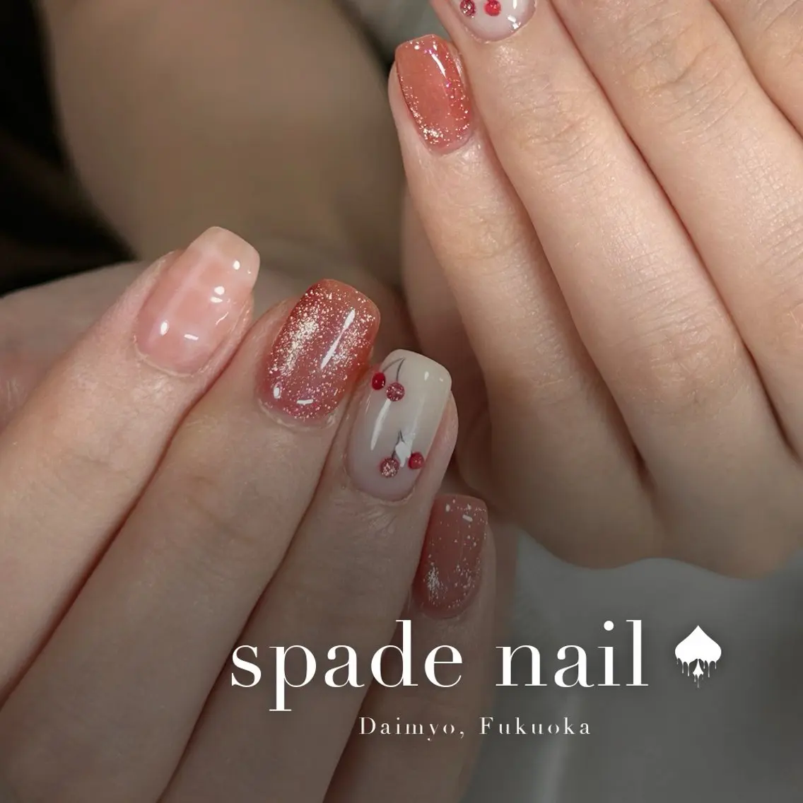 ネイル アートネイル ラメ(グリッター) オフィスネイル ワンカラーネイル 赤色 ハンドネイル Spade nail(大名)のネイルデザイン