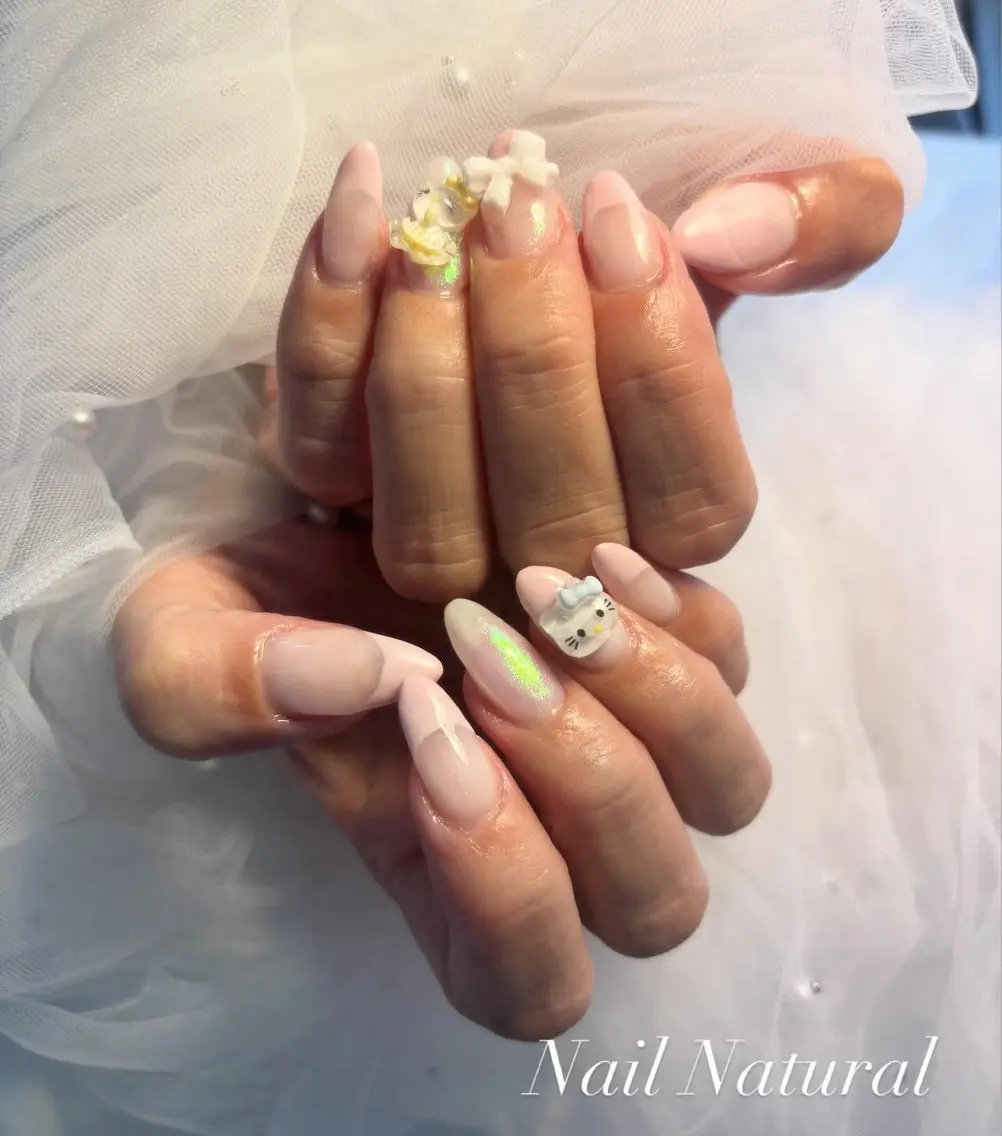 ネイル フラッシュネイル フットネイル フレンチネイル ジェルネイル ガラスフレンチ ハンドネイル Nail salon Natulalのネイルデザイン