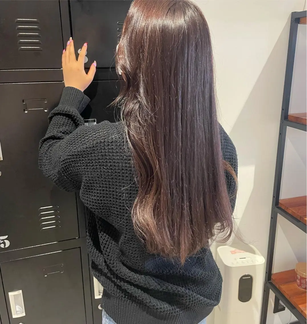 ロング カラー パーマ ヘアアレンジ メンズ キッズ ネイル マツエク・マツパ アイブロウ Megu/ベージュ/ 透明感カラーのヘアスタイル