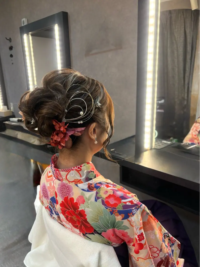 ロング ヘアアレンジ 卒業式のヘアスタイル ヘアセット ヘアメイク スーのその他イメージ
