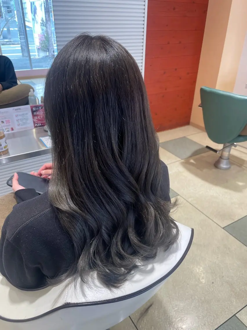 ロング アッシュ 【史上最高】口コミ No.1/ナツキのヘアスタイル