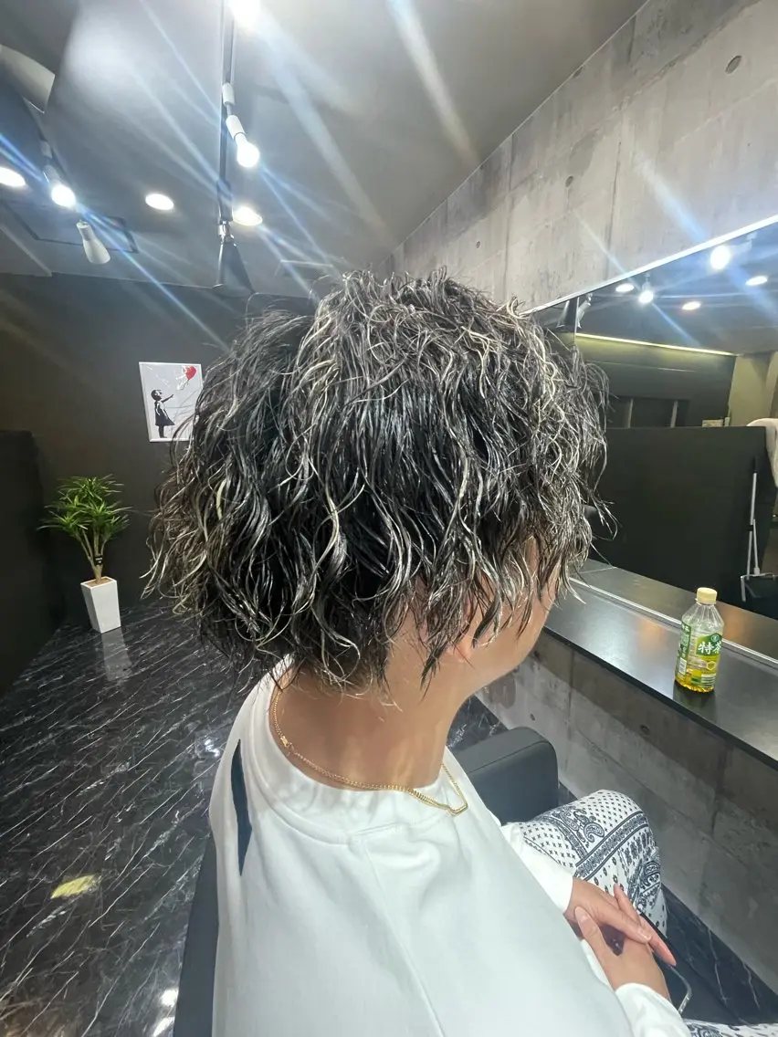 カラー パーマ メンズ NINE+/代表 ブリーチ特化型サロンのヘアスタイル