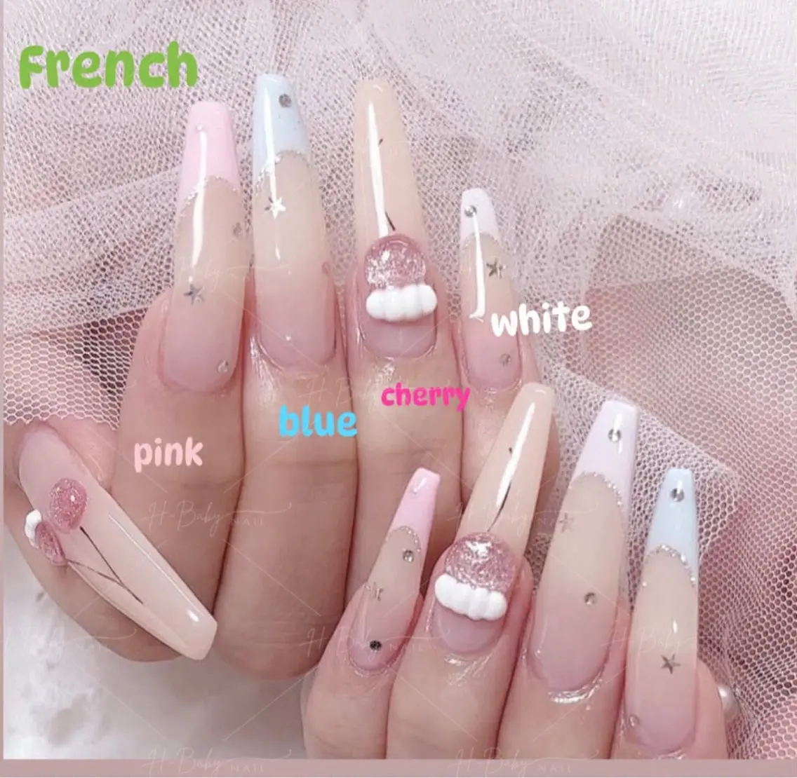 ネイル オーロラネイル フレンチネイル ジェルネイル ハロウィン キラキラネイル H.baby Nail Salonのネイルデザイン