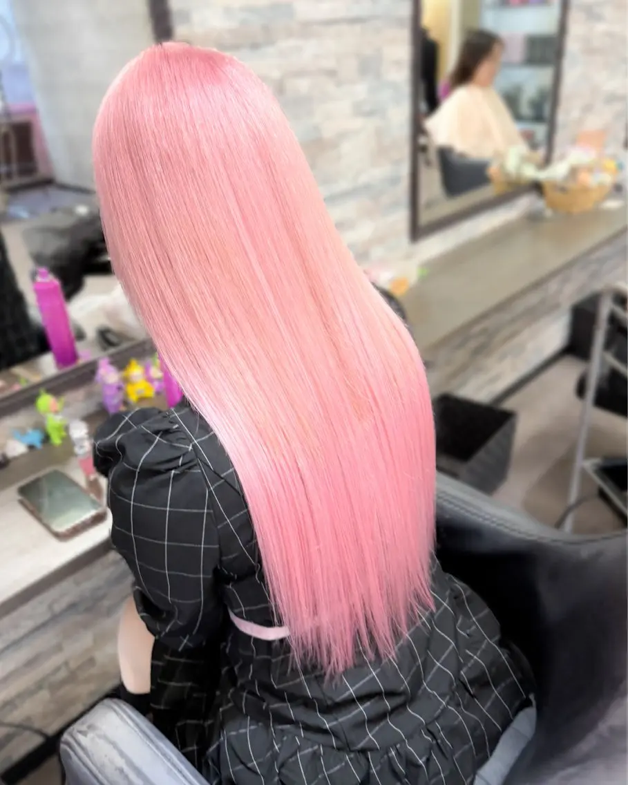 ロング カラー カット ヘアカラー トリートメント エクステ ハイトーンエクステ 🎩カズキ🎩のヘアスタイル