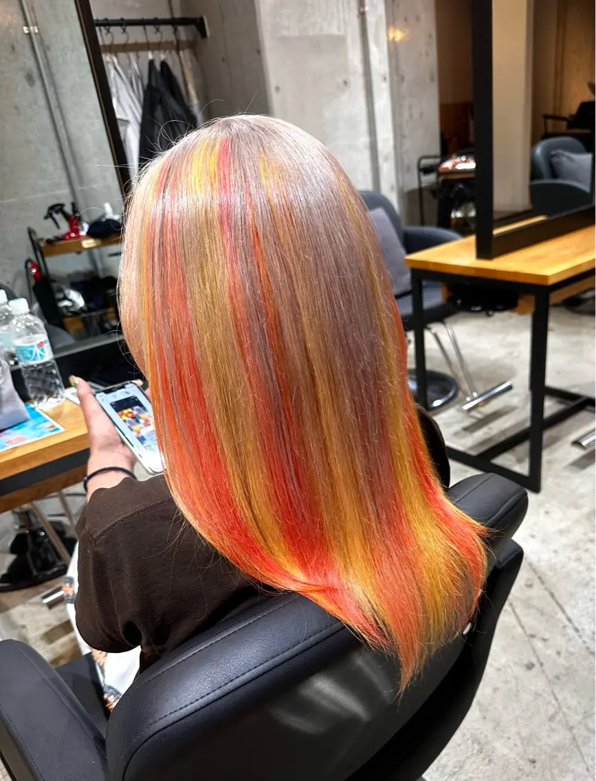 セミロング カラー ヘアカラー トリートメント ✨ブリーチカラー/ 似合わせカット/高山のヘアスタイル
