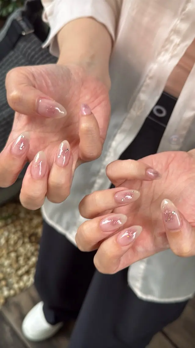 ネイル フラッシュネイル フラッシュマグ フットネイル フレンチネイル 韓国ネイル ハンドネイル SAKU nail 作島茜のネイルデザイン
