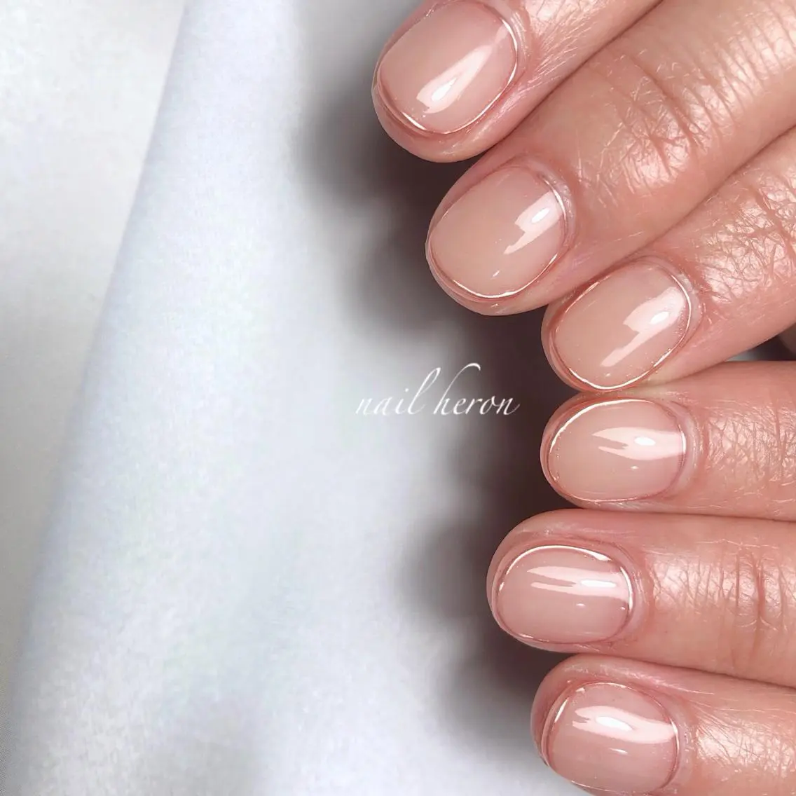 ネイル ミラーネイル ハンドネイル saki_ nail heronのネイルデザイン
