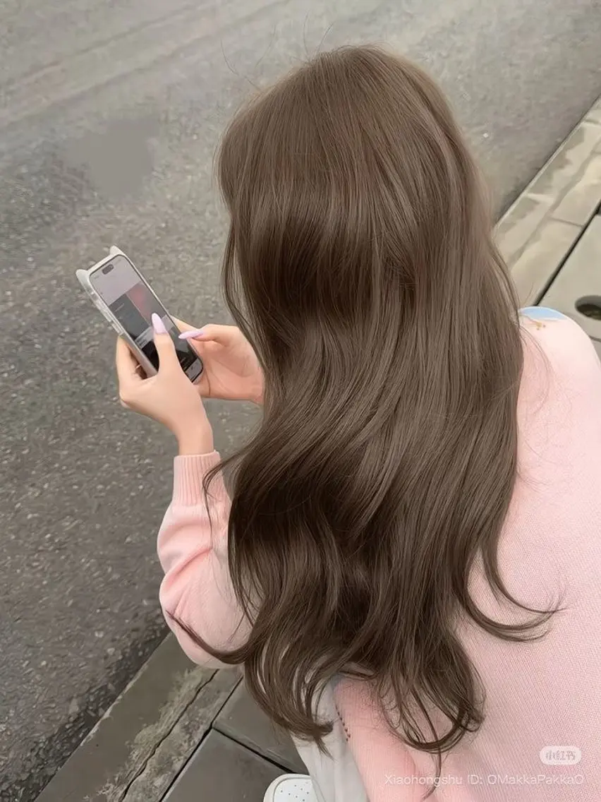 ロング カラー ヘアアレンジ 艶髪グレージュ🩶 maharuのヘアスタイル