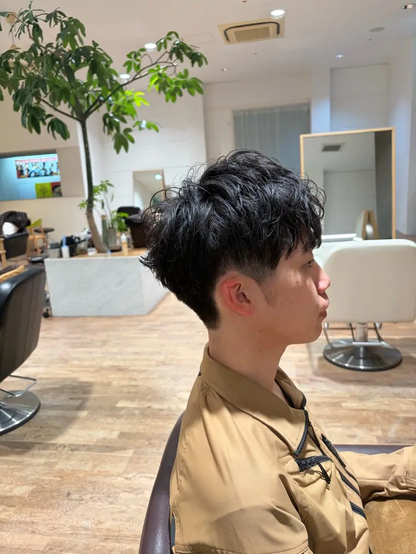 メンズ 伊藤 由華のヘアスタイル