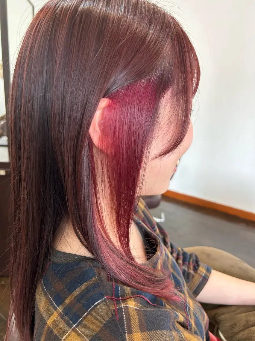 カラー インナーカラー ローズカラー 坂本 瑞季 🤍 髪質改善のヘアスタイル