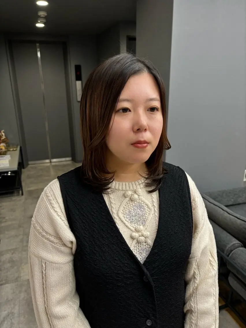 ショート ボブレイヤー ボブ レイヤーカット 重里 瑠花のヘアスタイル