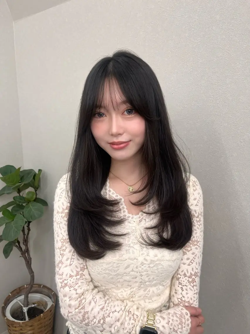 セミロング カラー 🪞ボブ特化/顔 まわり🧸mai🎀のヘアスタイル