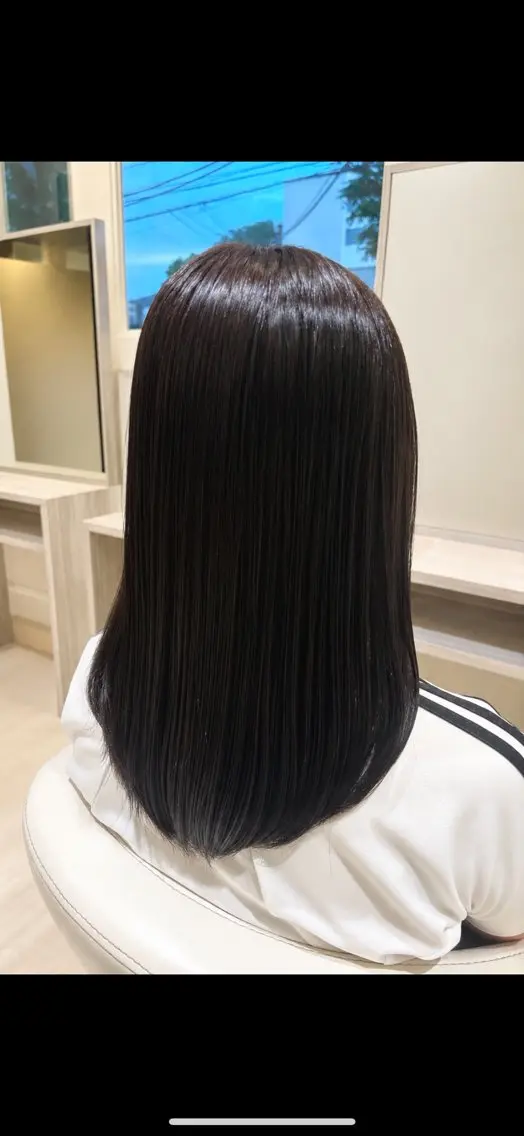 セミロング 縮毛矯正 林田ひより プロヘアテックのヘアスタイル