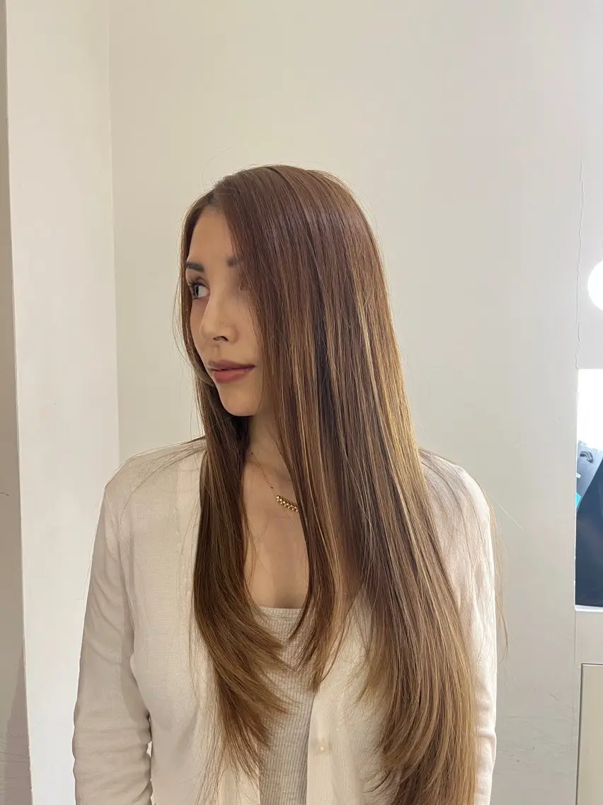 ロング カラー 顔周りカット レイヤーカット 中居 蒼士のヘアスタイル
