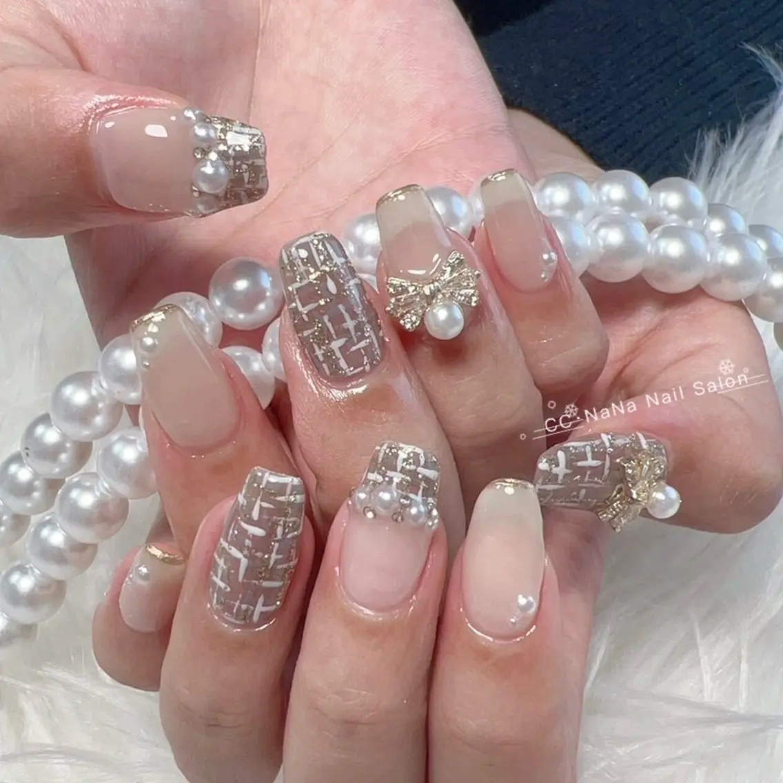ネイル 冬ネイル クリスマス ハンドネイル 💎CC・NaNa 韓国風ネイル🌙Cのネイルデザイン