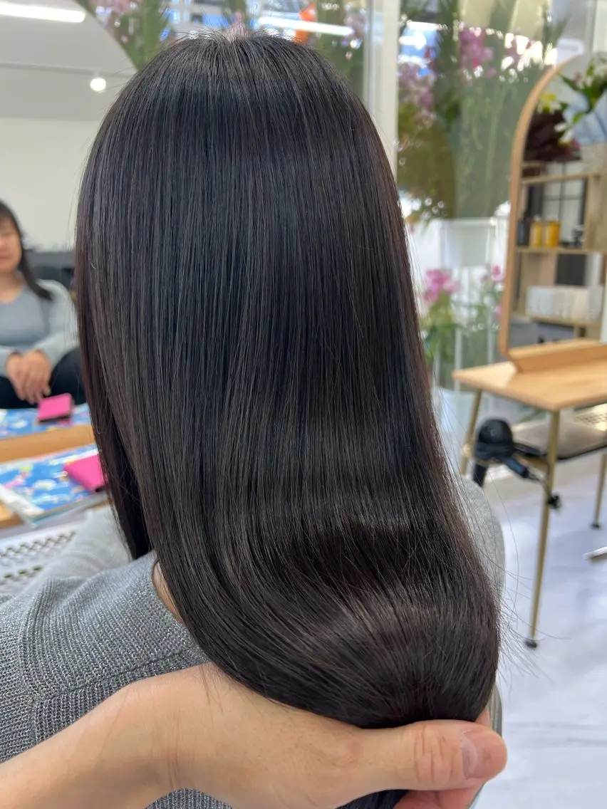 ロング カット 縮毛矯正 トリートメント 柳沼 好則のヘアスタイル