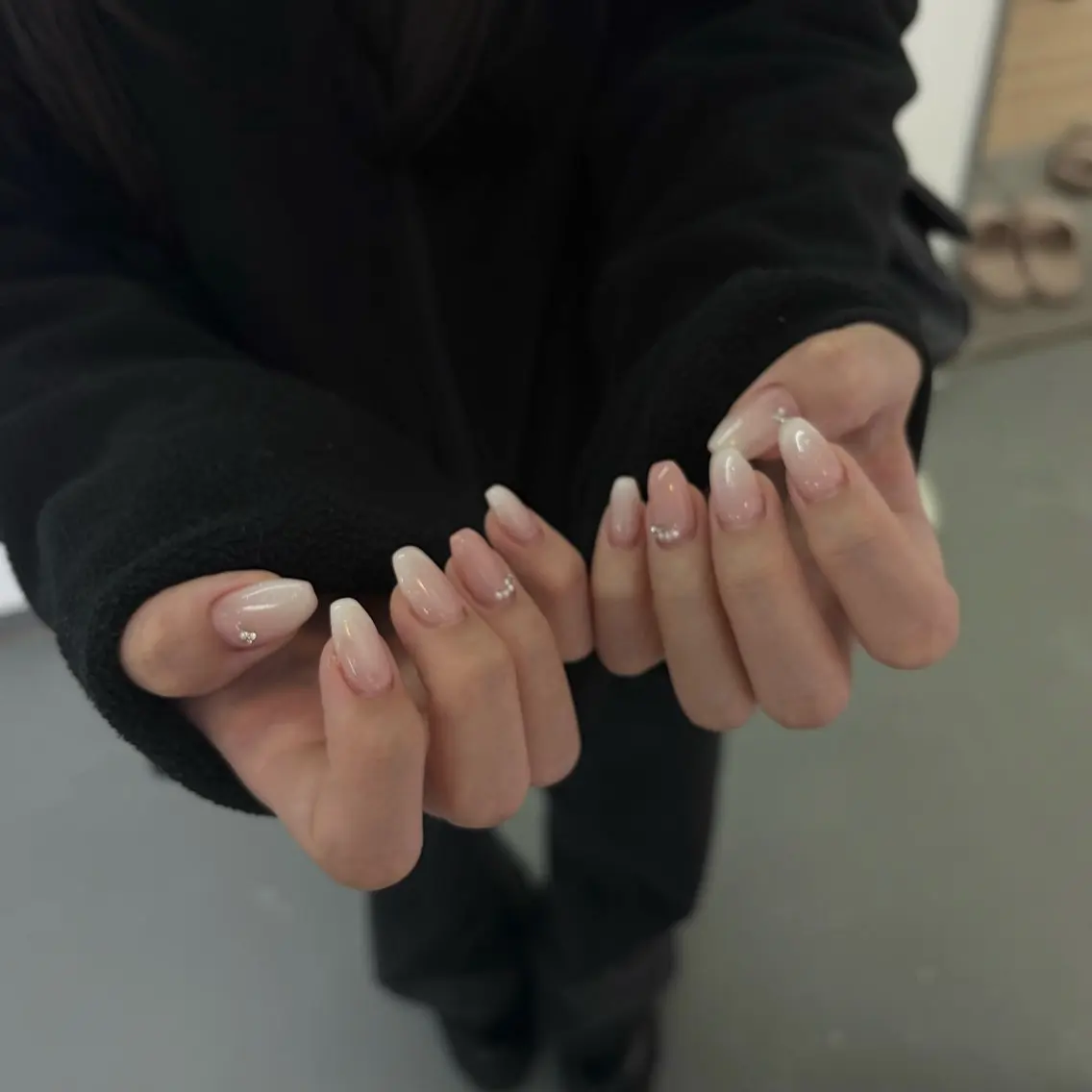 ショート OliviaBlue nailのネイルデザイン