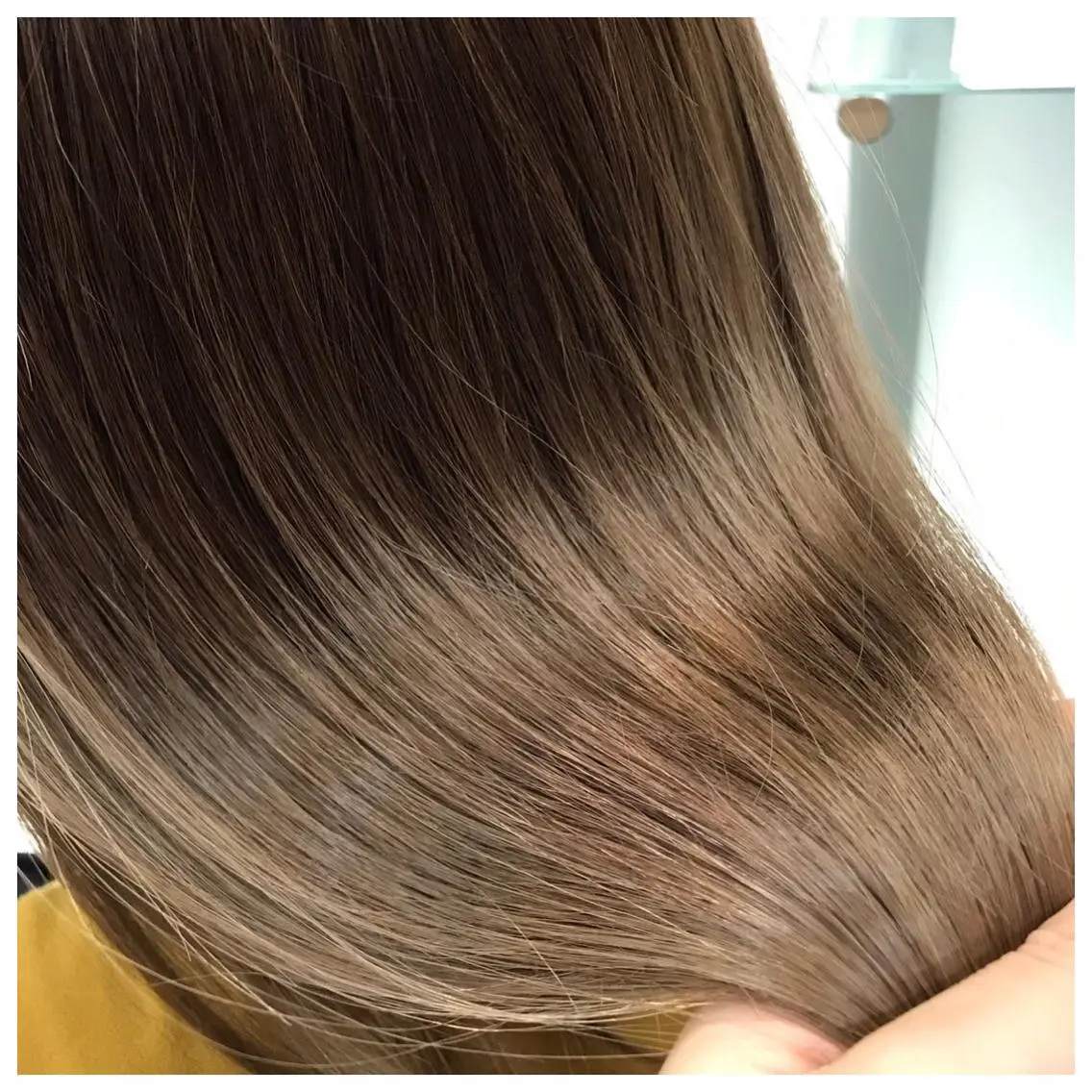 セミロング カラー ヘアアレンジ トリートメント eyelash イシワタリ🦢のマツエク・マツパデザイン
