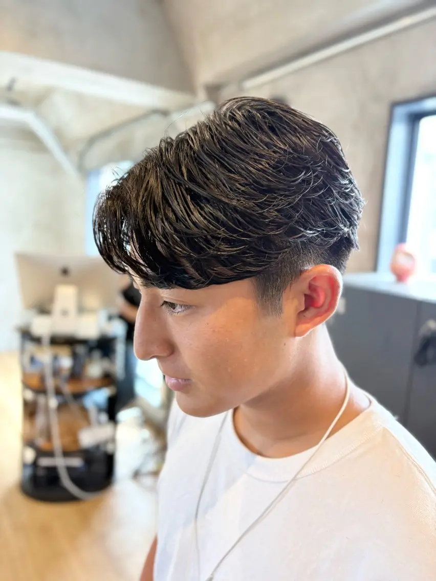 メンズカット+フェザーパーマ+眉カットの写真