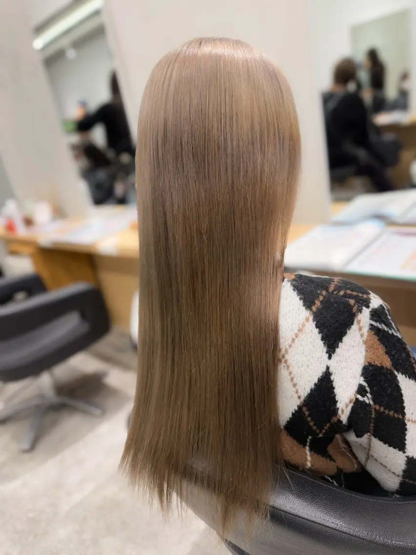 ロング カラー ベージュカラー ブリーチ ミルクティーベージュ ヘアカラー 巻ける髪質改善🫧ハ イライト/永田汰伊智のヘアスタイル