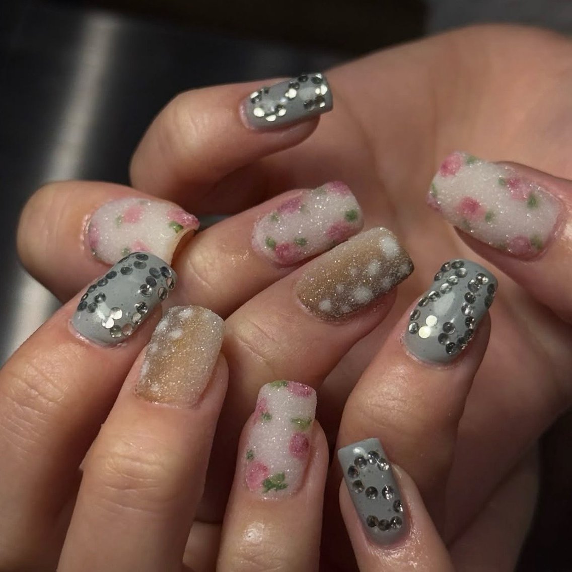 ネイル ハンドネイル フットネイル ゆびノさき harajukuのネイルデザイン