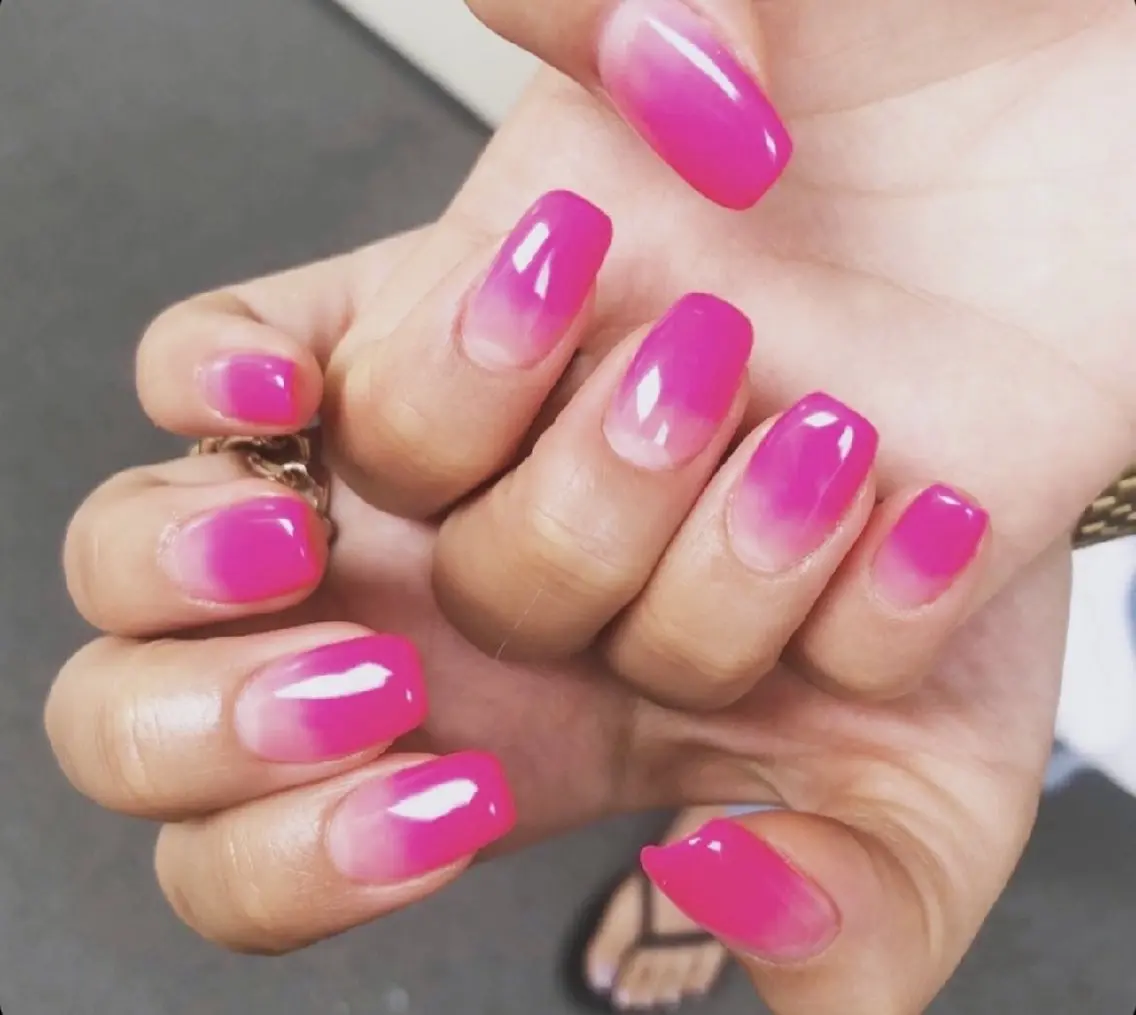 【ジェルネイル♡カラーグラデーション】お好きなカラーお選びいただけます💅🩷💜🩵の写真