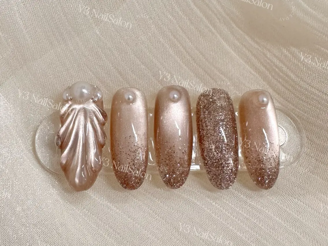 ネイル アートネイル グラデーション 韓国ネイル ラメ(グリッター) ラメグラデーション ハンドネイル Y3 NailSalonのネイルデザイン